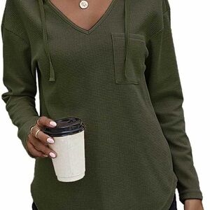 New RIROW Small Olive Green V-Neck Women's Top